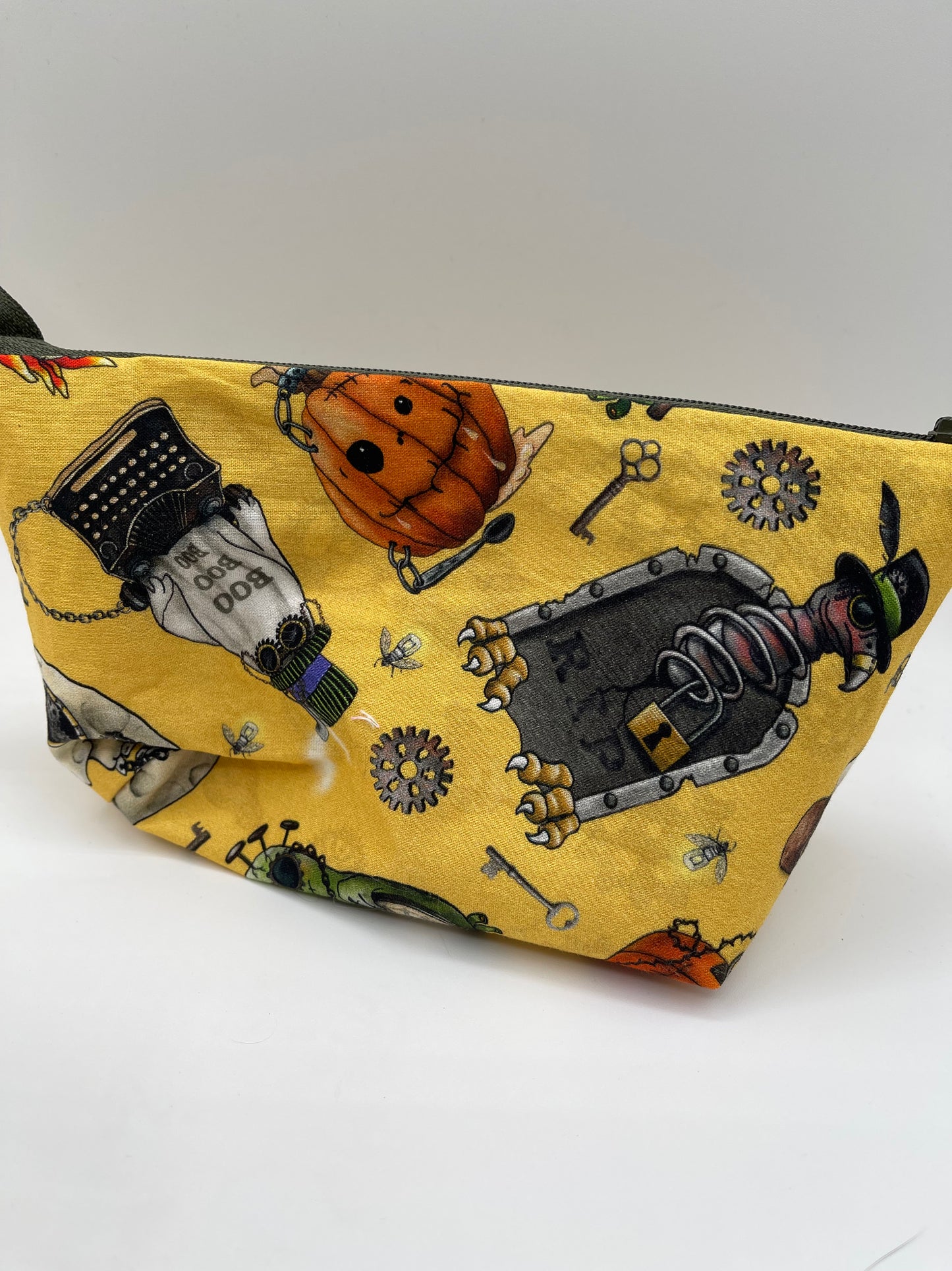 Zipper Bucket Bag - Steampunk Monsters