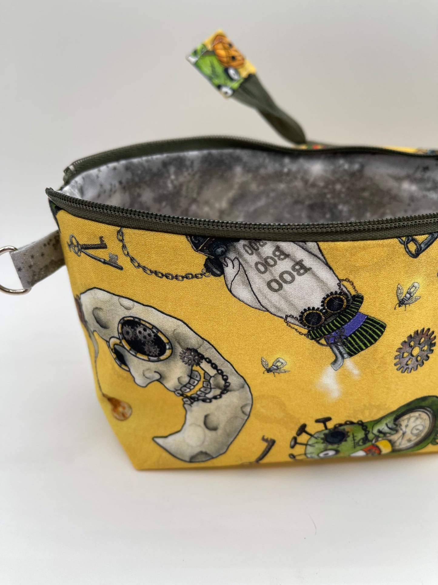 Zipper Bucket Bag - Steampunk Monsters