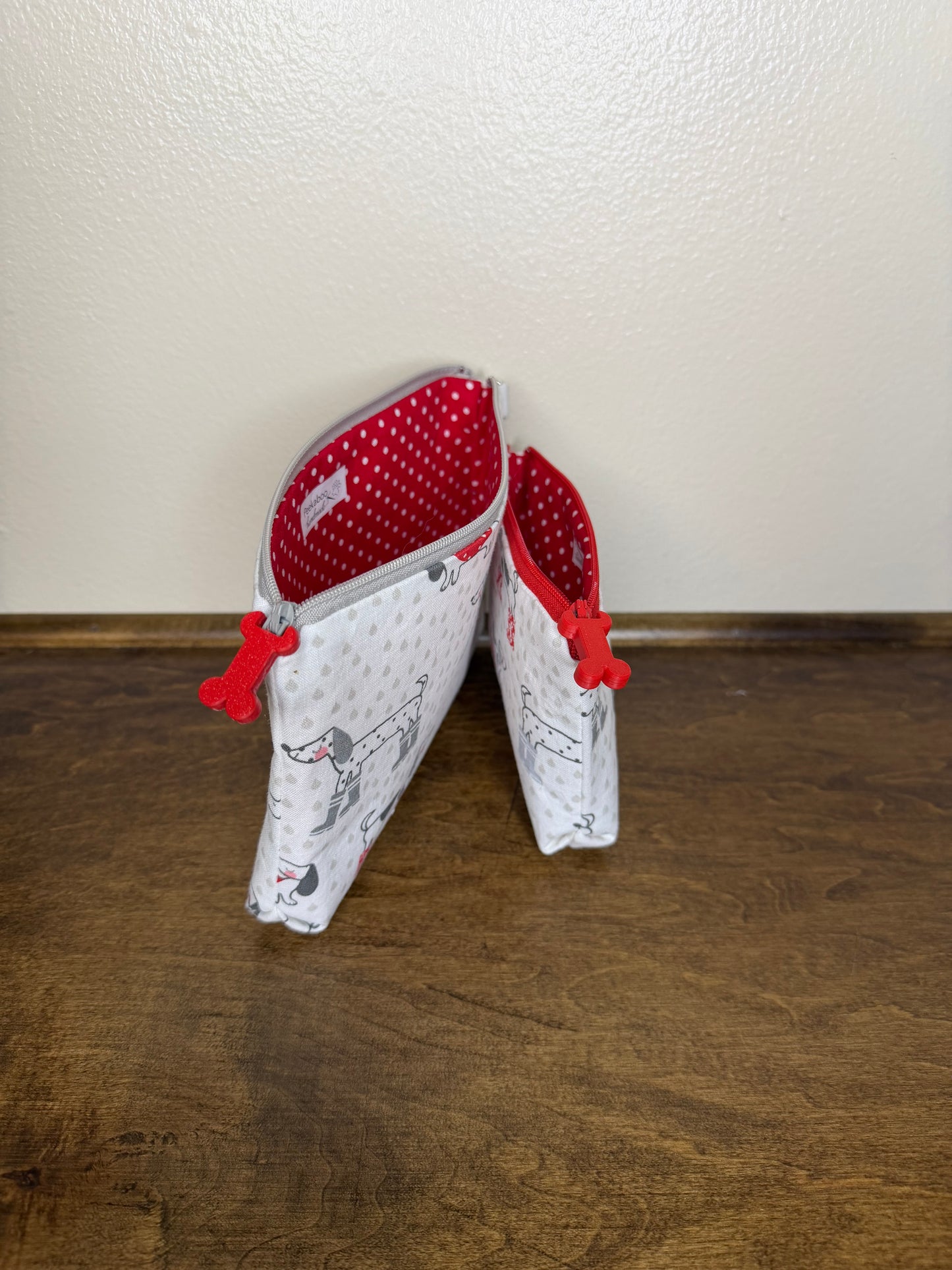 Flat Zipper Bag - Rainy Dachshunds