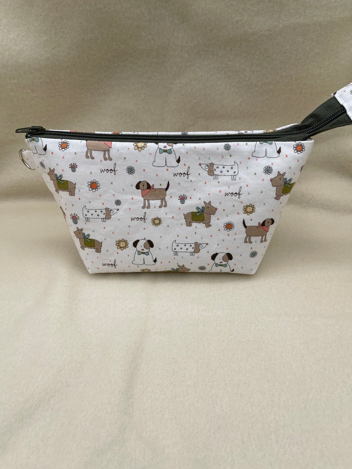 Zipper Bucket Bag - Tiny Dogs White