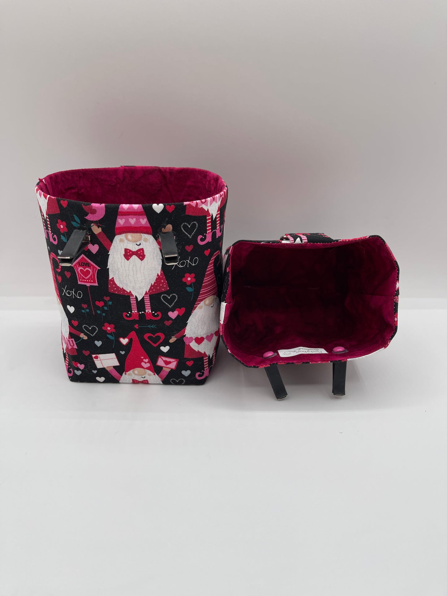 Car Vent Bag - Gnomes and Hearts