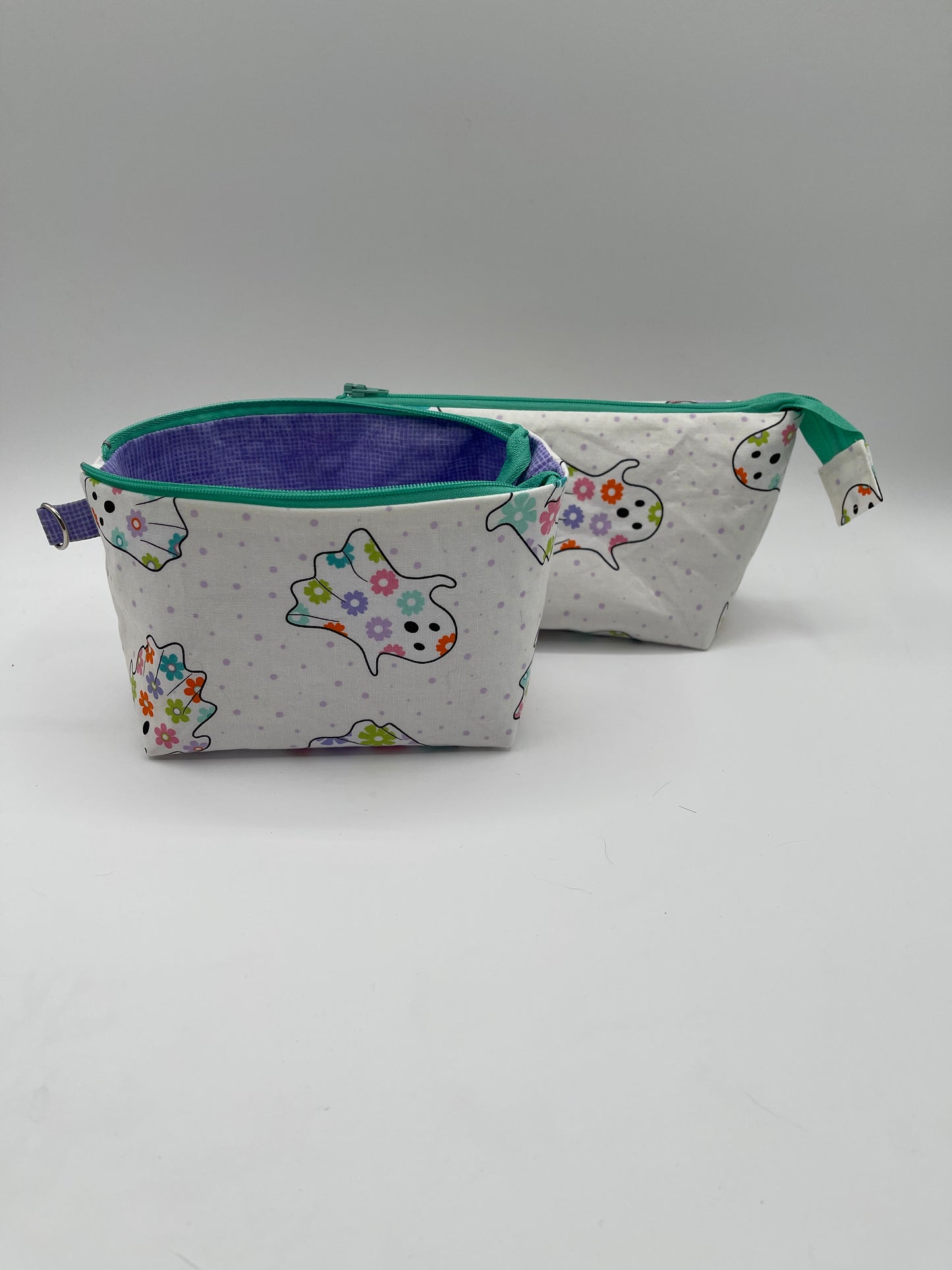 Zipper Bucket Bag - Ghosts with Flowers