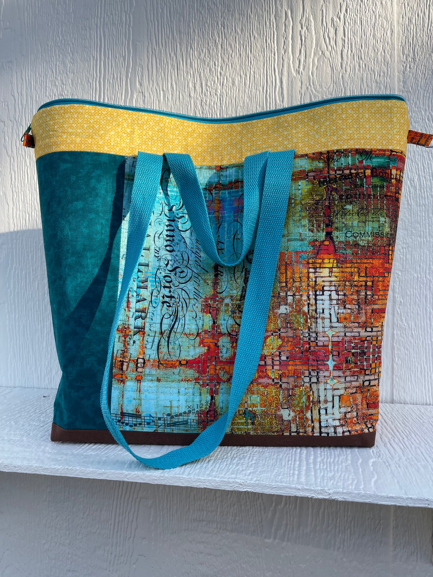 Designer Zipper Tote - Musical Grunge