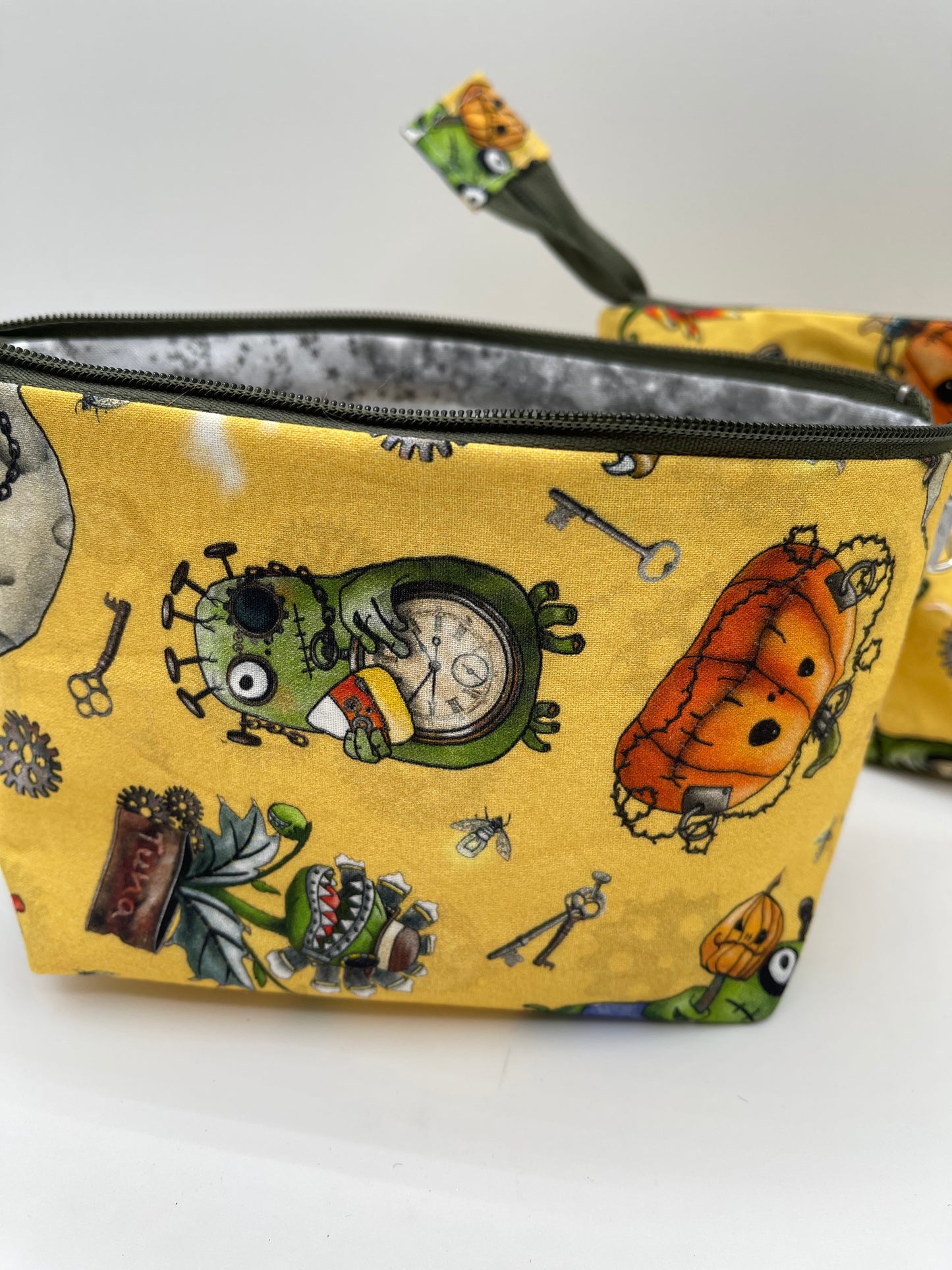 Zipper Bucket Bag - Steampunk Monsters