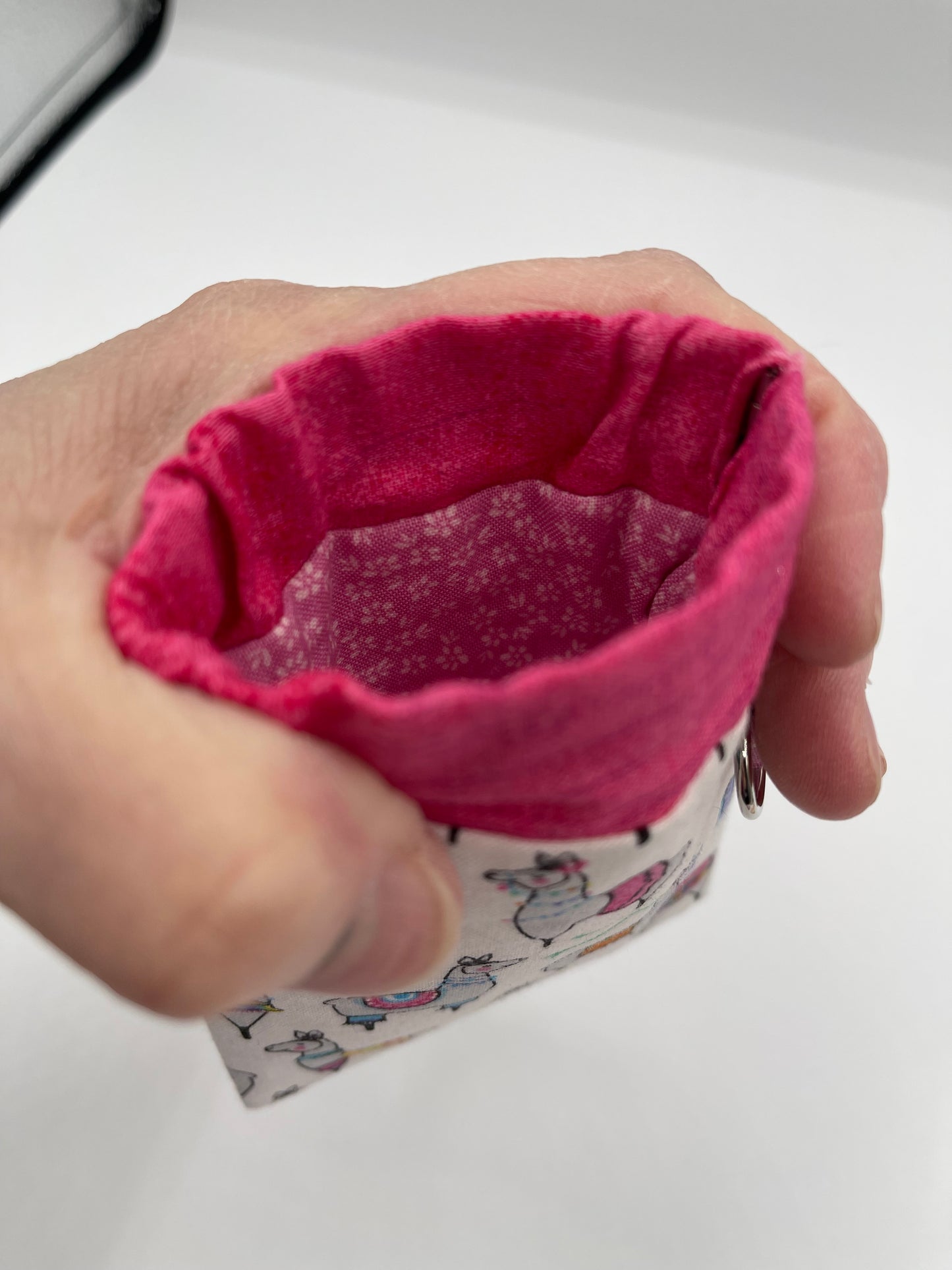 Snappy Bag - Llamas on White