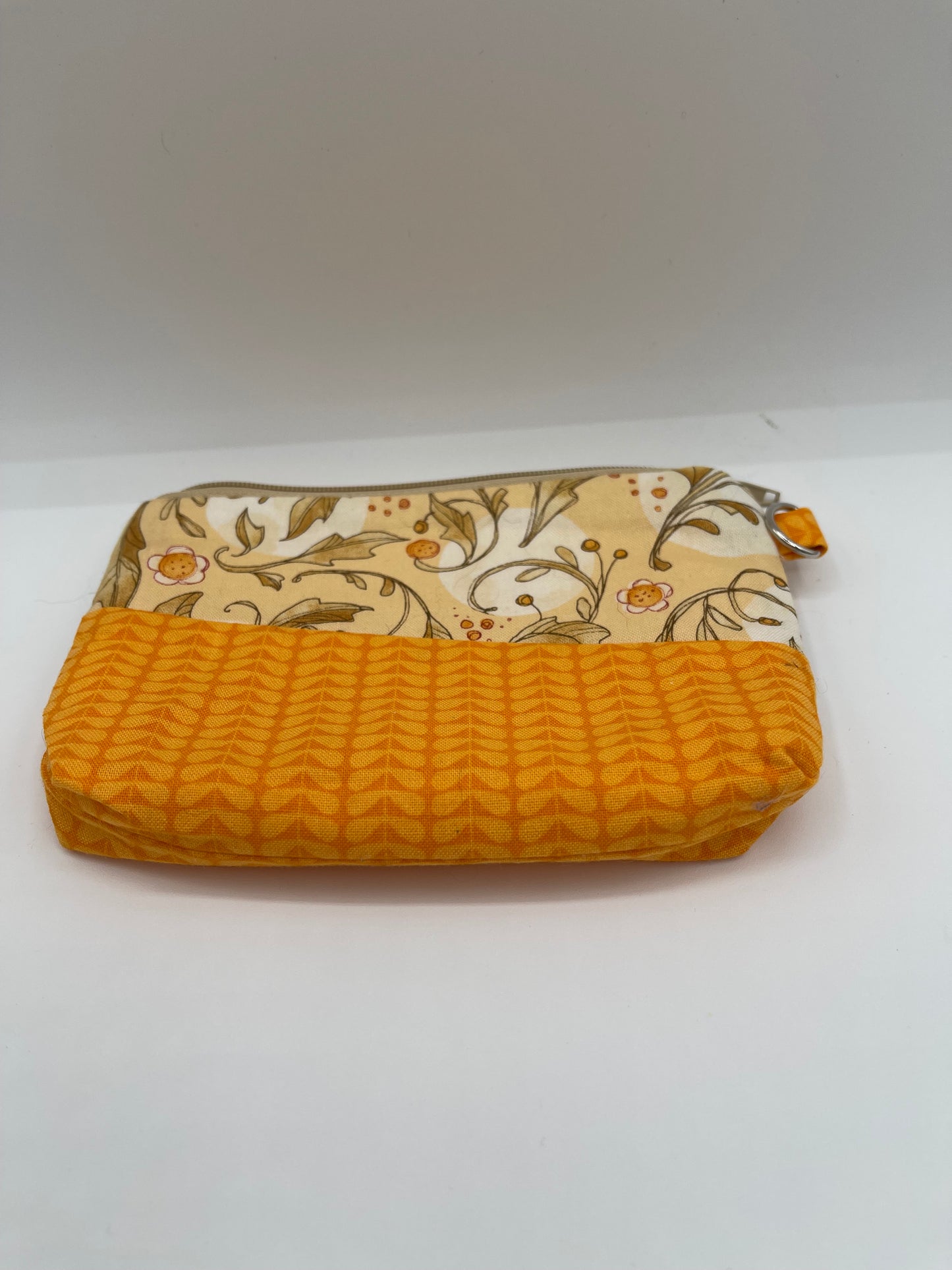 Flat Zipper Bag - Leaves with Swirly Branches