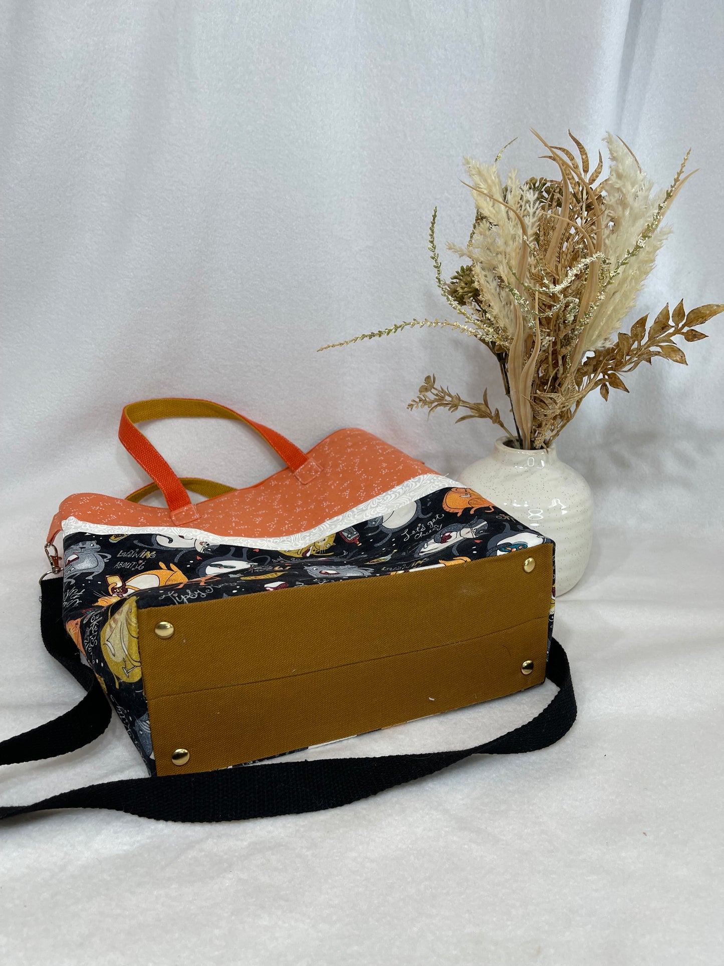 Mary Jane Tote - Cats and Wine