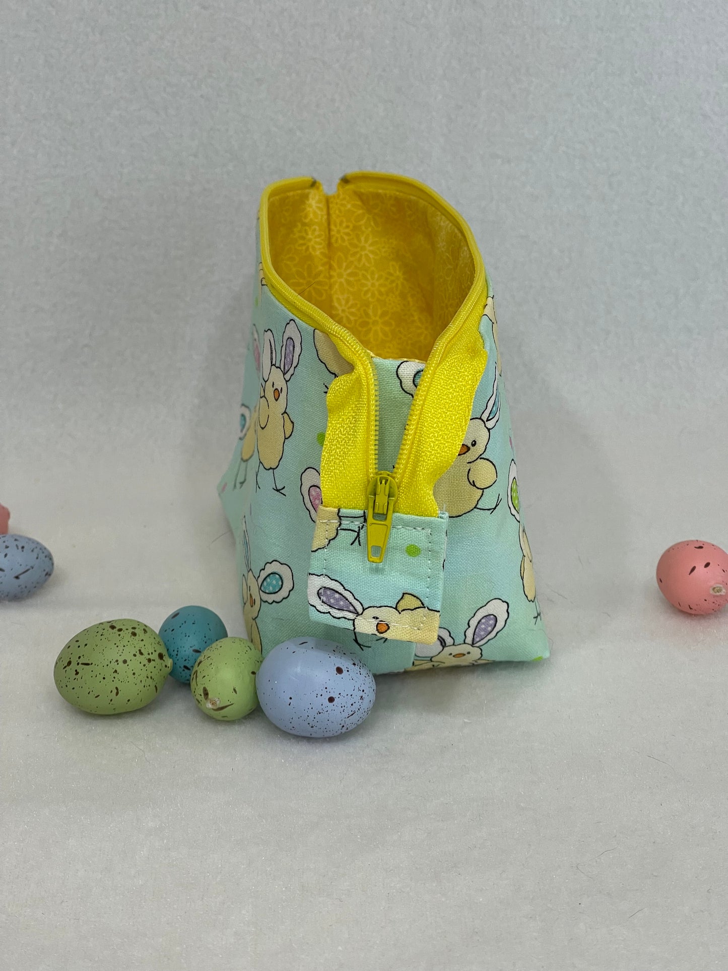 Zipper Bucket Bag - Easter Chick Bunny Ears
