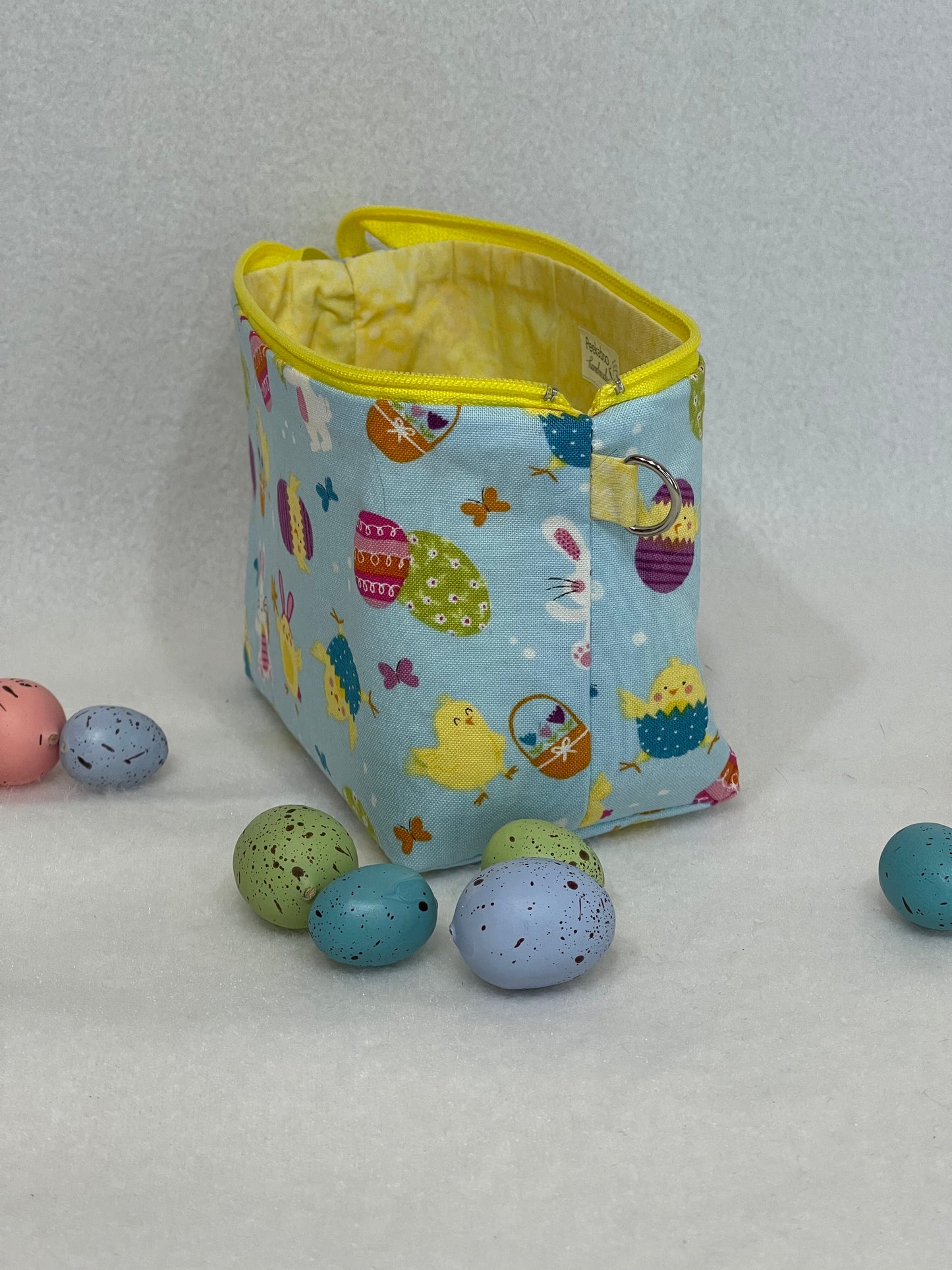 Zipper Bucket Bag - Easter Bunnies and Chicks