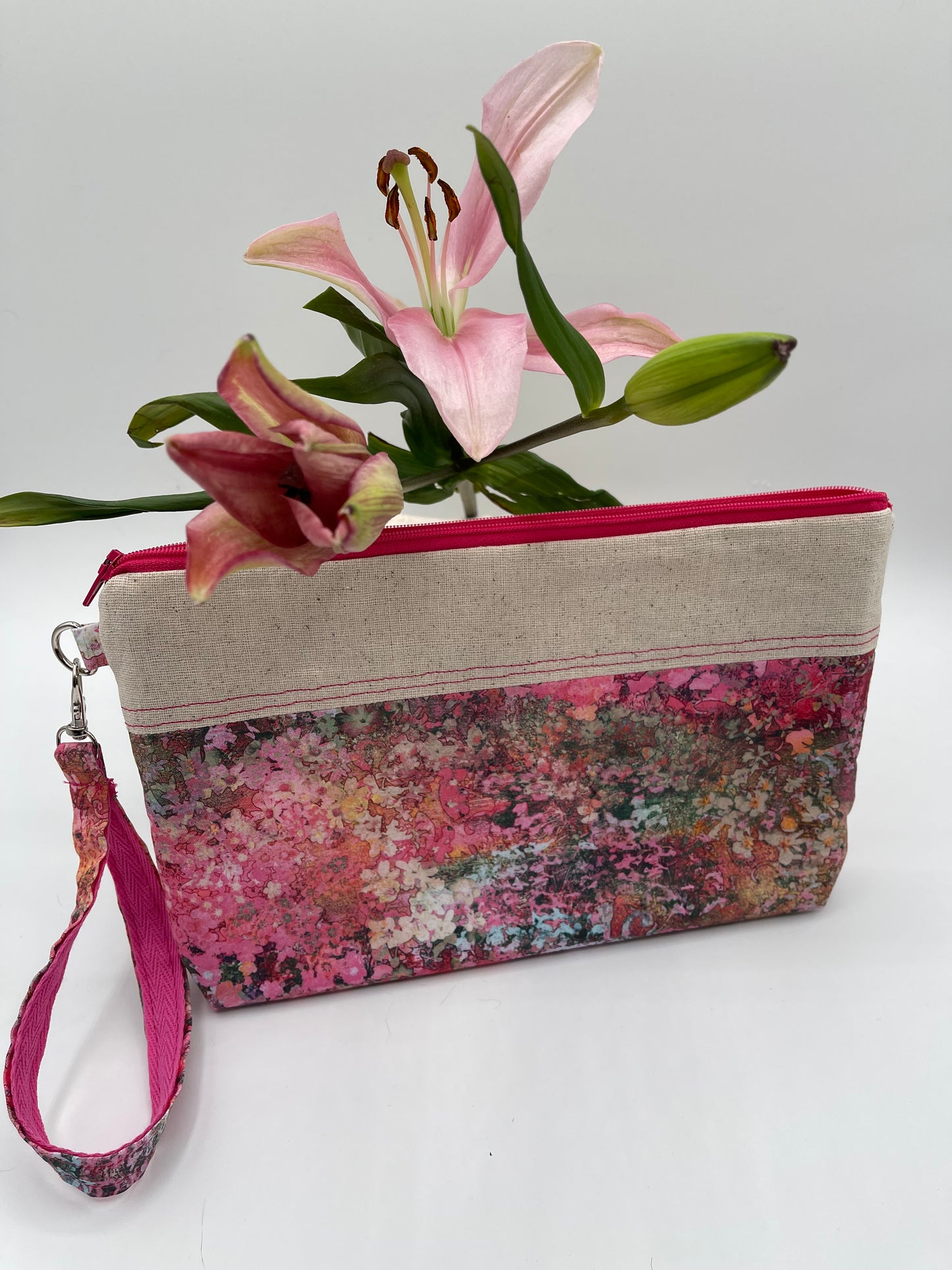 Clutchie - Abstract Pink and Brown