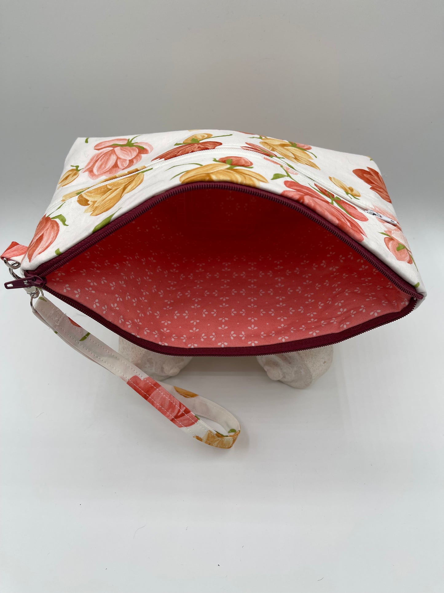 Clutchie - Peach and Gold Flowers