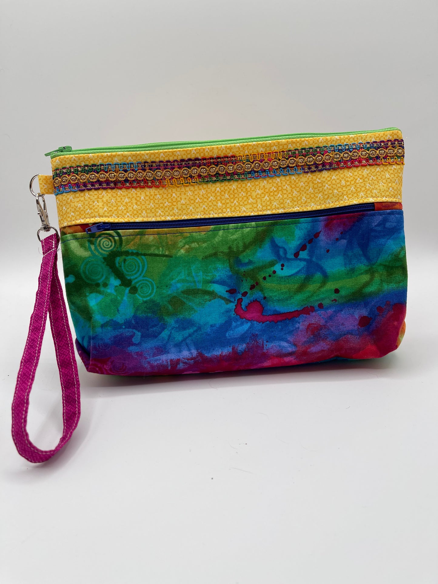 Clutchie - Colorful Abstract Motion