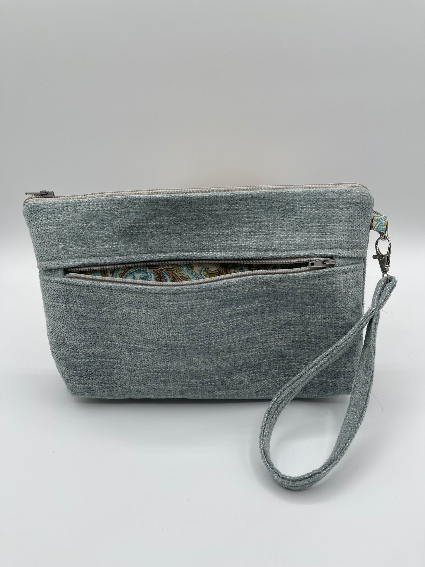 Clutchie - Soft Light Green