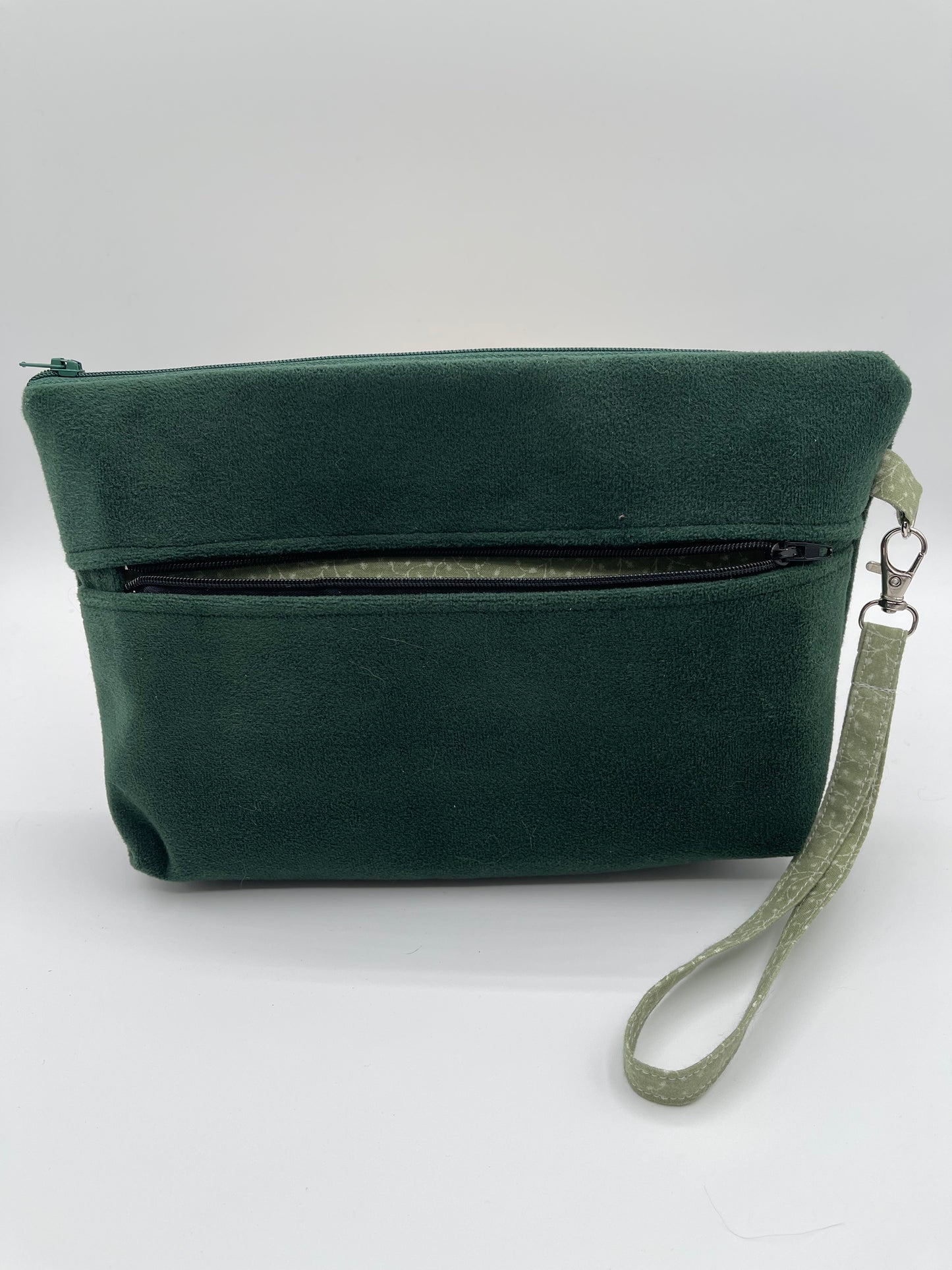 Clutchie - Green Velour