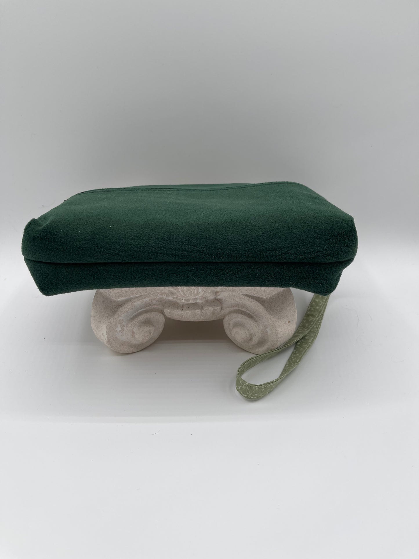 Clutchie - Green Velour