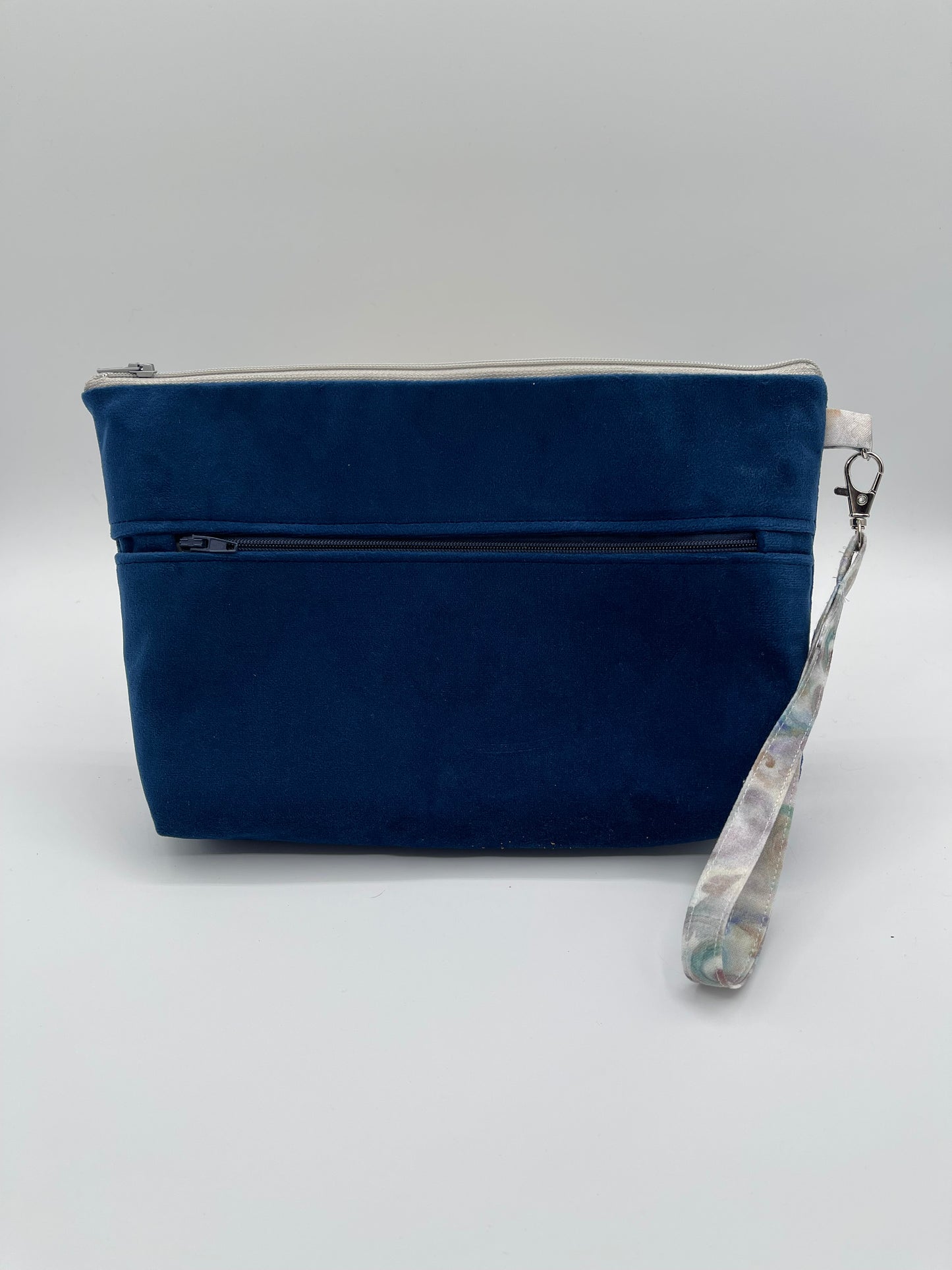 Clutchie - Blue Velour