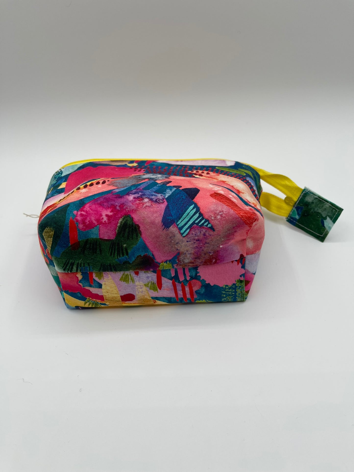 Zipper Bucket Bag - Abstract Rose