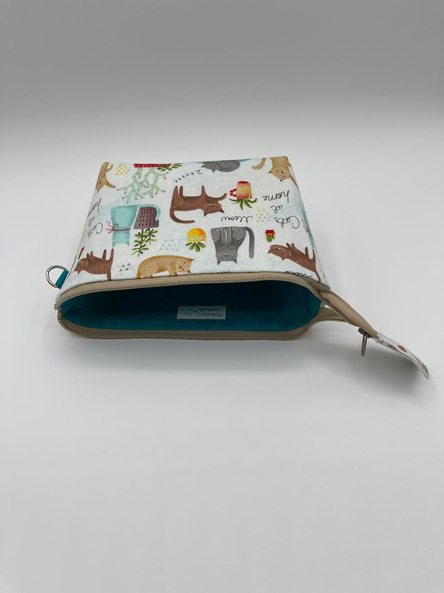 Zipper Bucket Bag - Cats and Plants