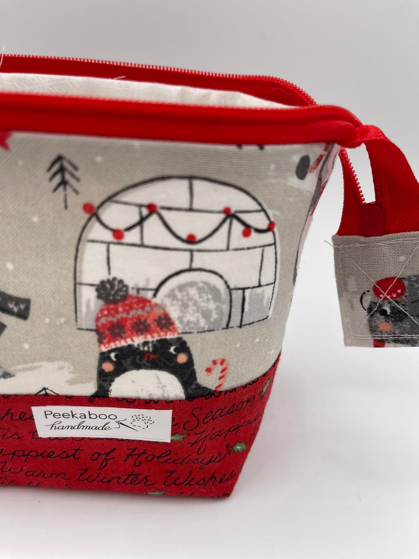 Zipper Bucket Bag - Christmas Penguins and Igloos