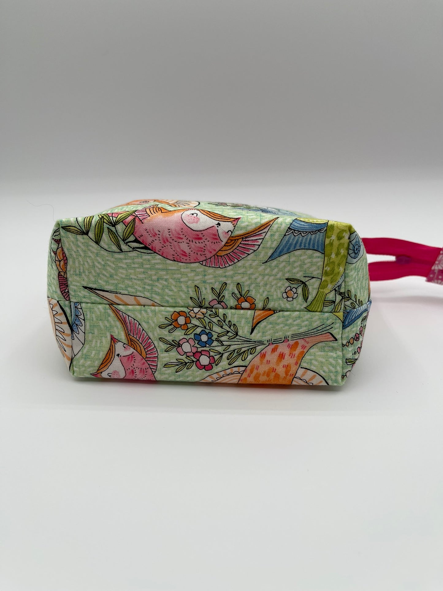 Zipper Bucket Bag - Flying Owls