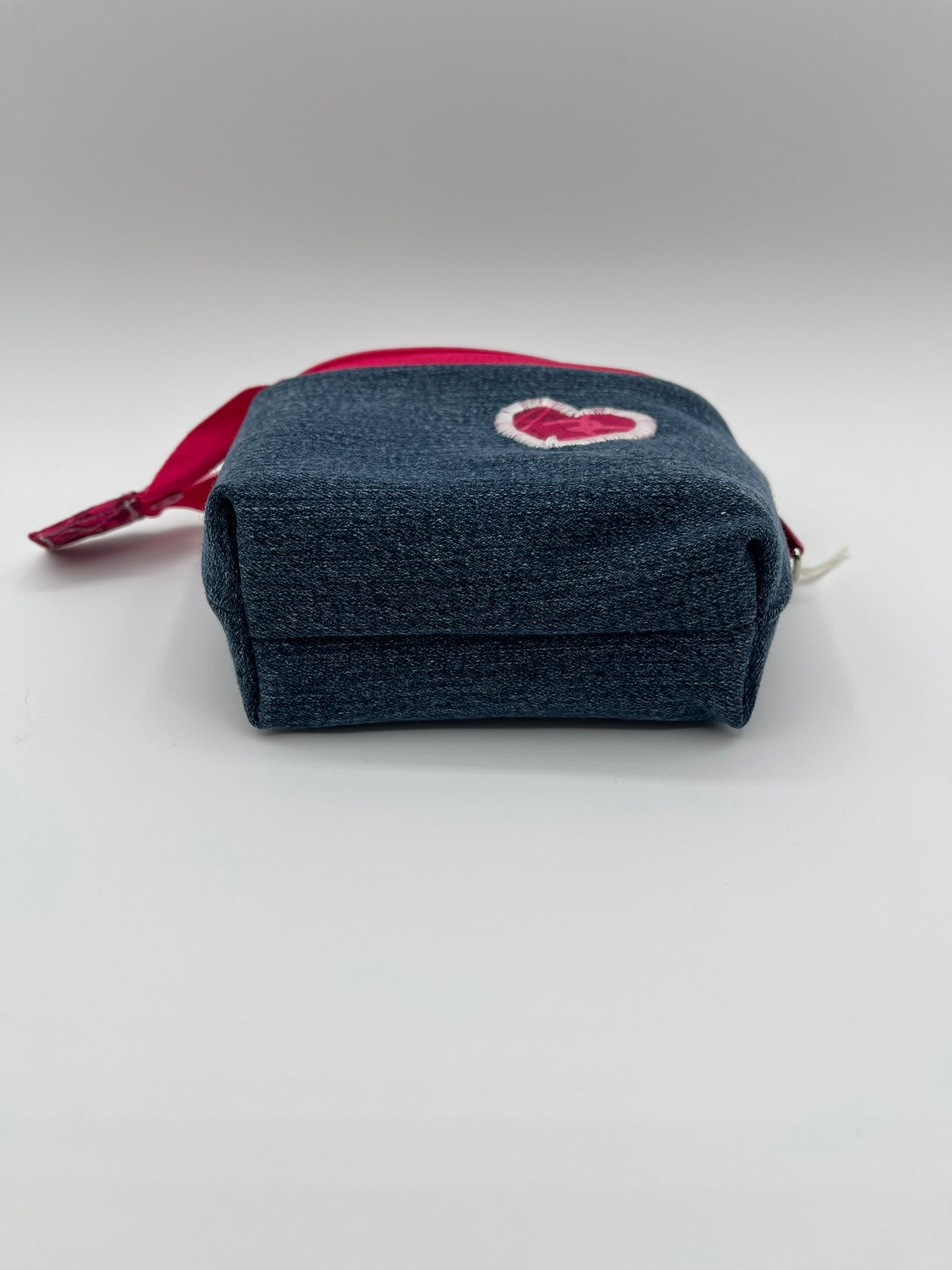 Zipper Bucket Bag - Jeans with Red Heart