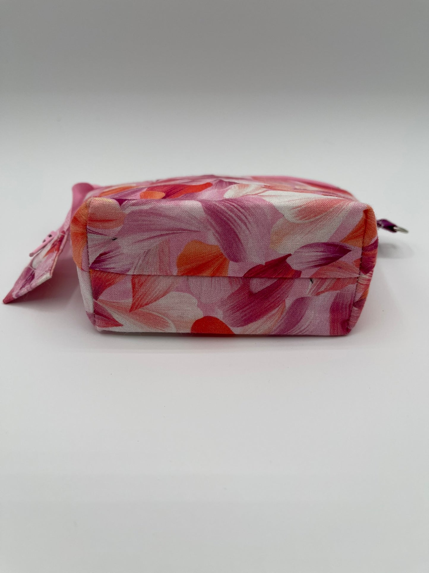 Zipper Bucket Bag - Peach and Pink Petals
