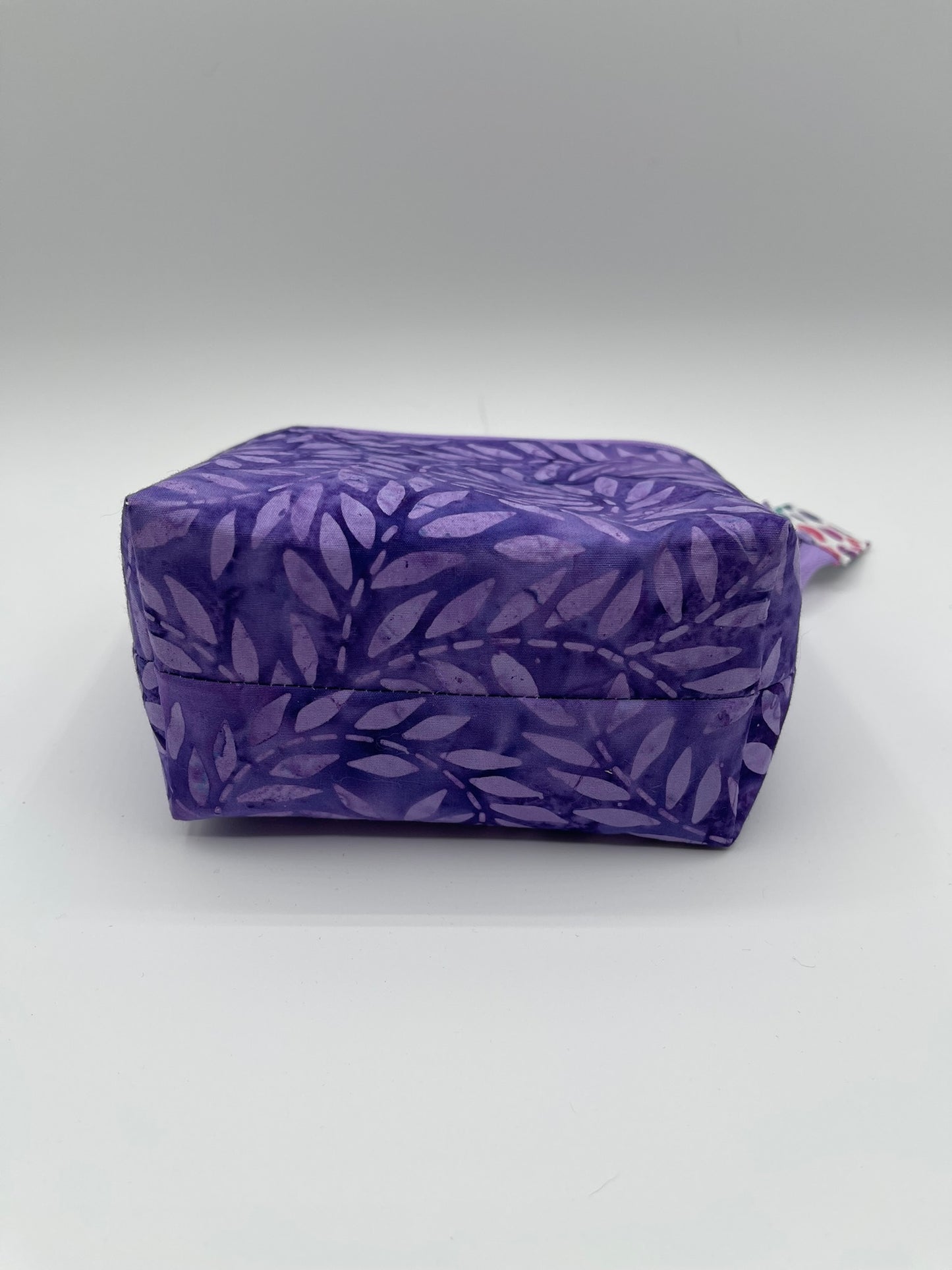 Zipper Bucket Bag - Purple Batik