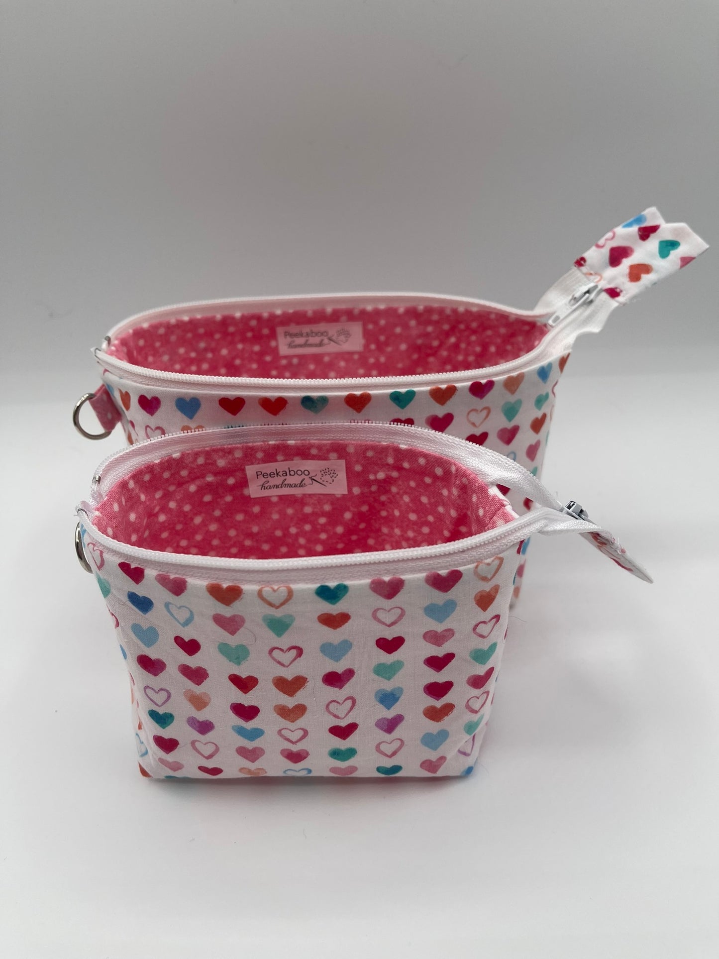 Zipper Bucket Bag - Rows of Colored Hearts