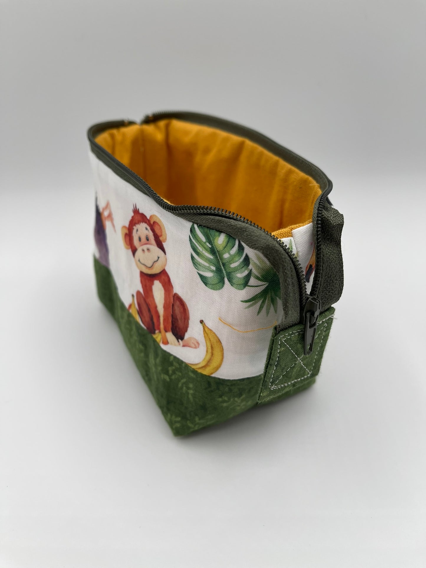 Zipper Bucket Bag - Safari Babies
