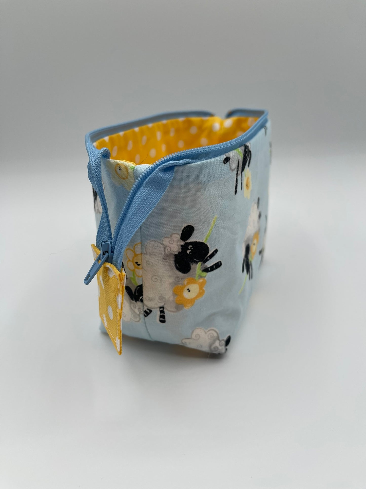 Zipper Bucket Bag - Sheep on Blue