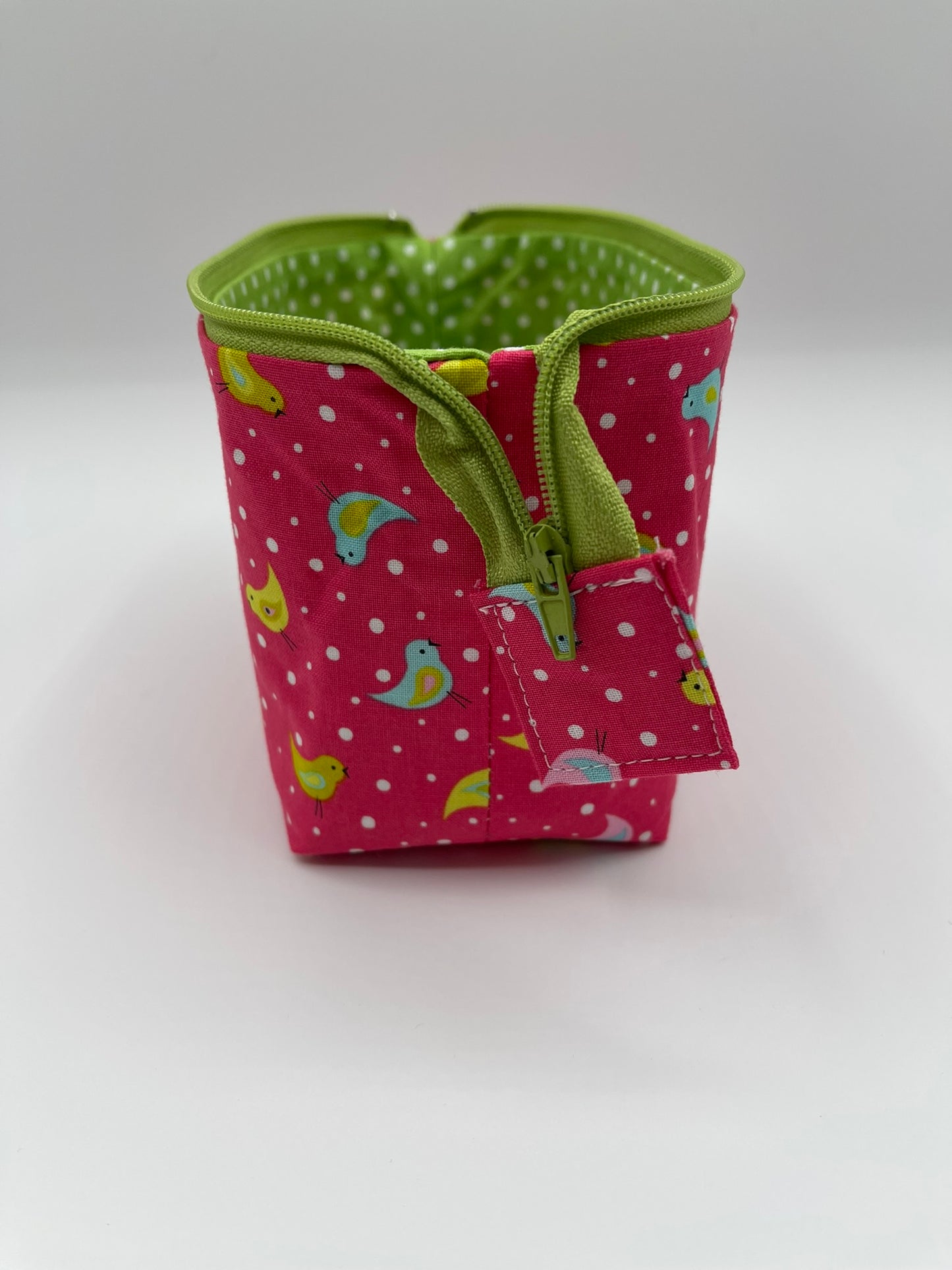 Zipper Bucket Bag - Tiny Birds on Pink
