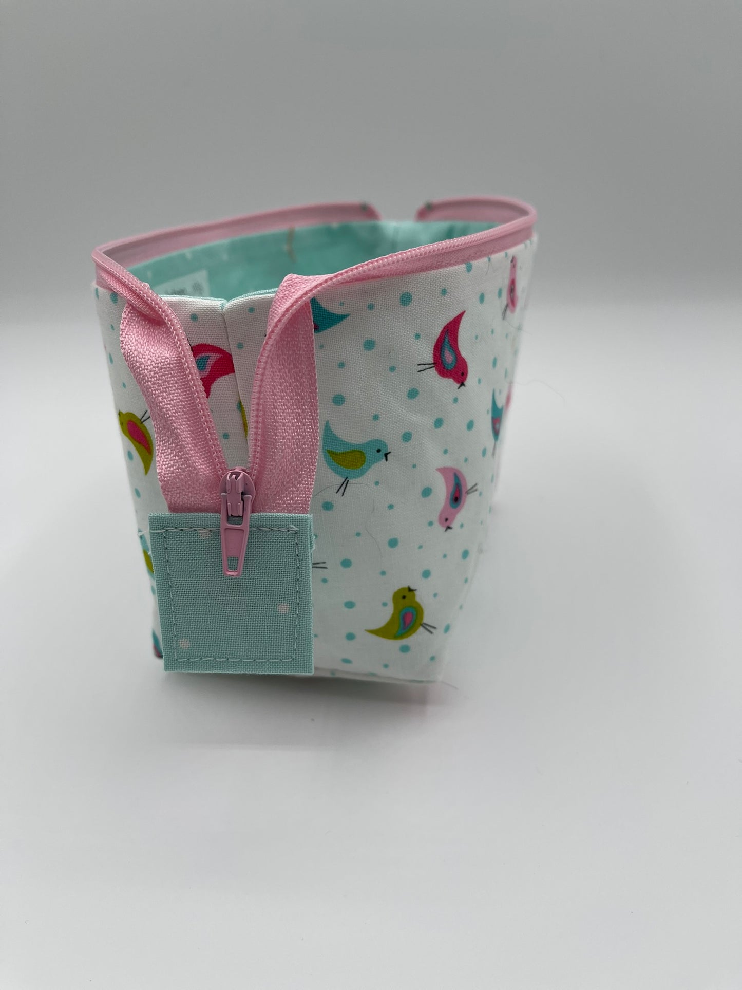 Zipper Bucket Bag - Tiny Birds on White