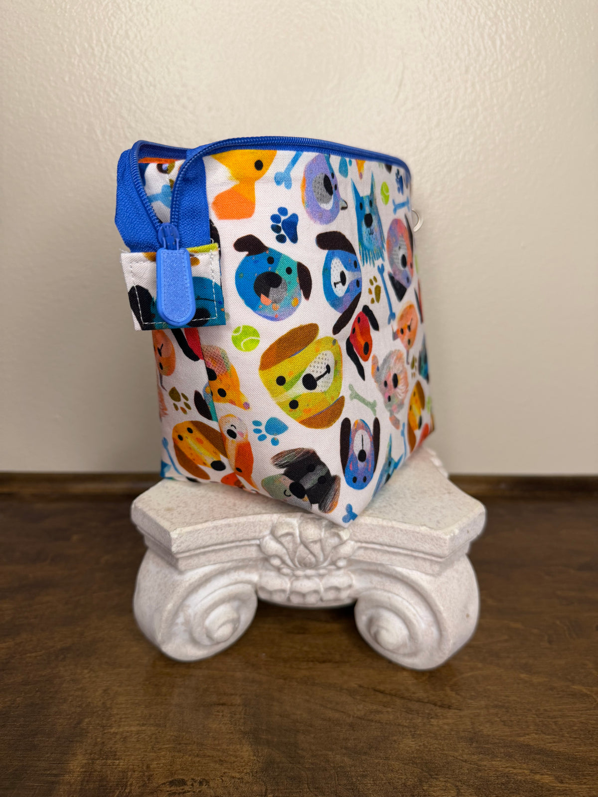 Zipper Bucket Bag - Wacky Dog Faces