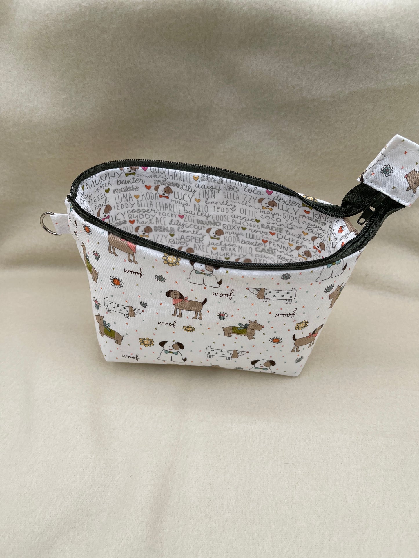 Zipper Bucket Bag - Tiny Dogs White