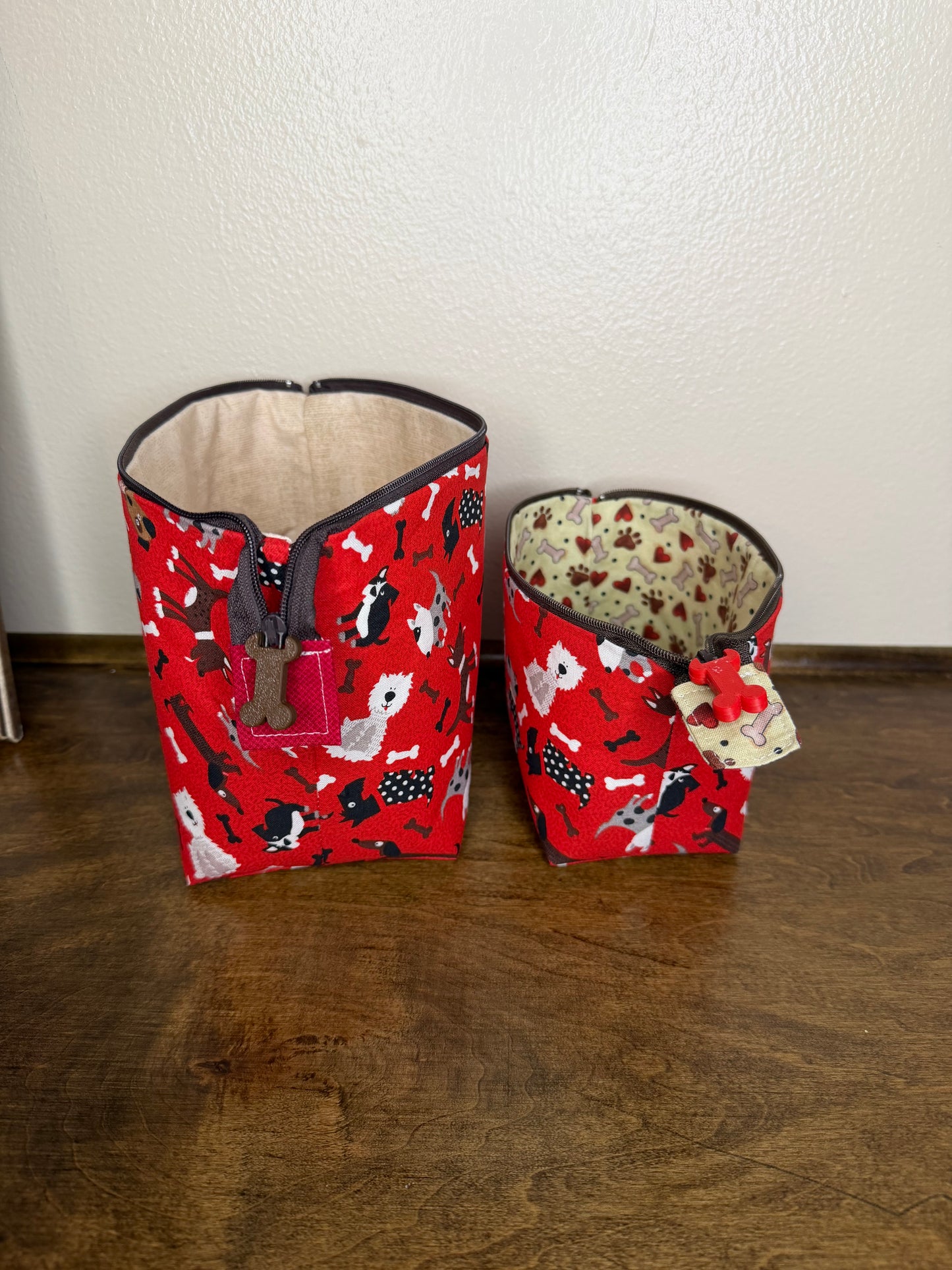 Zipper Bucket Bag - Woof Sniff Ruff