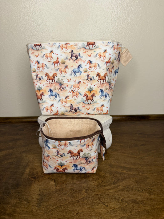 Zipper Bucket Bag - Running Horses