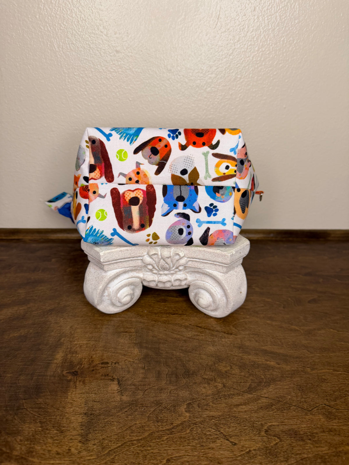 Zipper Bucket Bag - Wacky Dog Faces