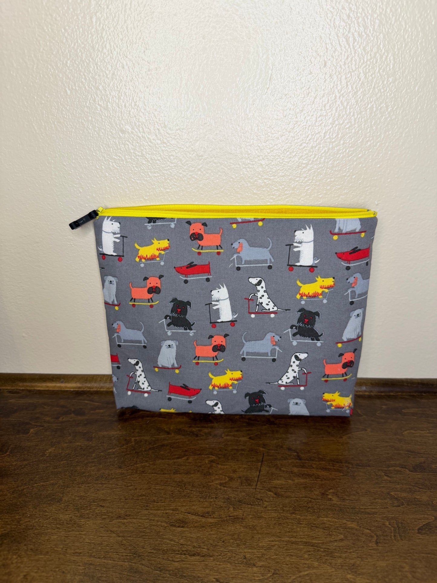 Flat Zipper Bag - Dogs on Skateboards