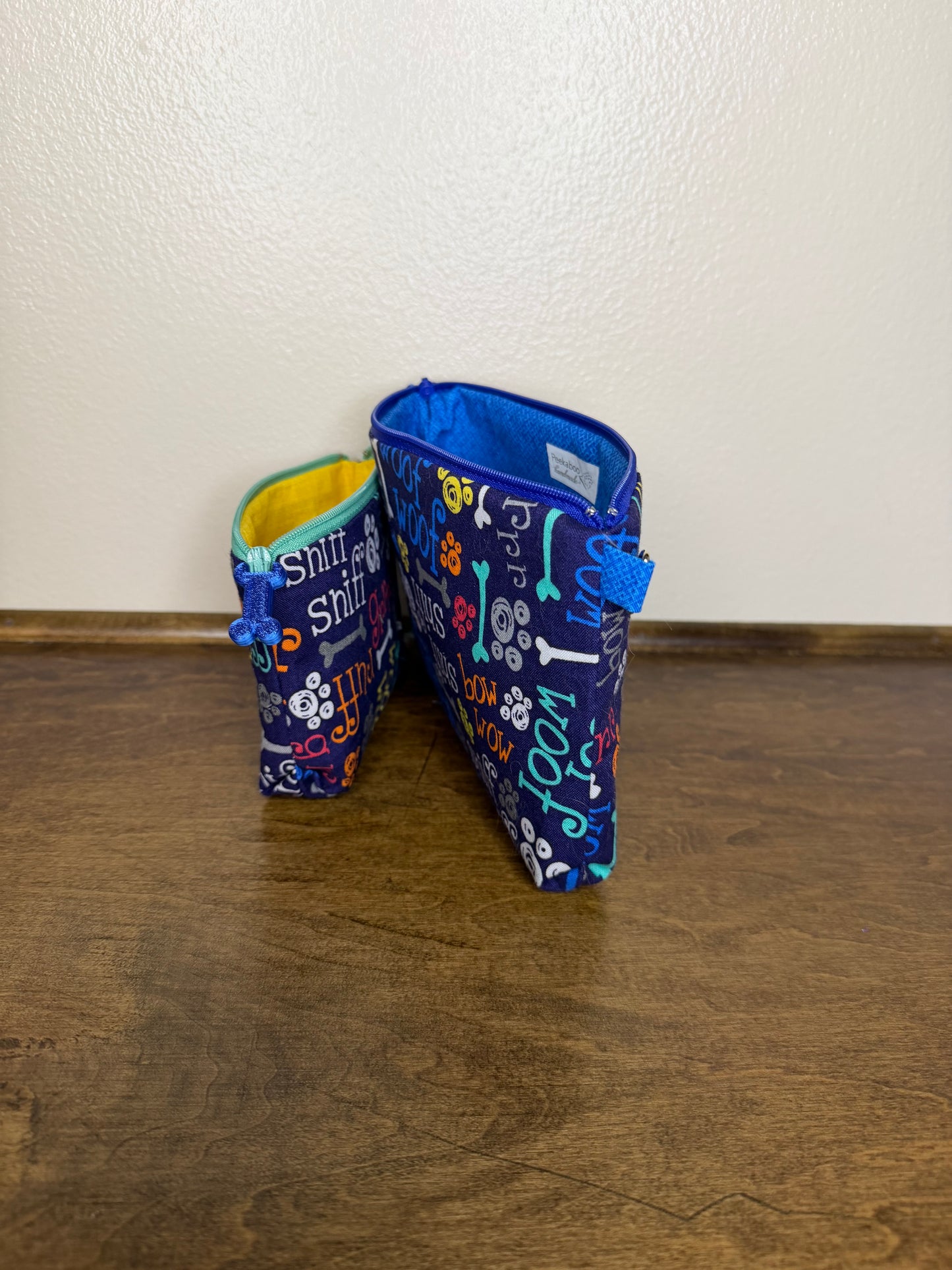 Flat Zipper Bag - Woof Sniff Ruff