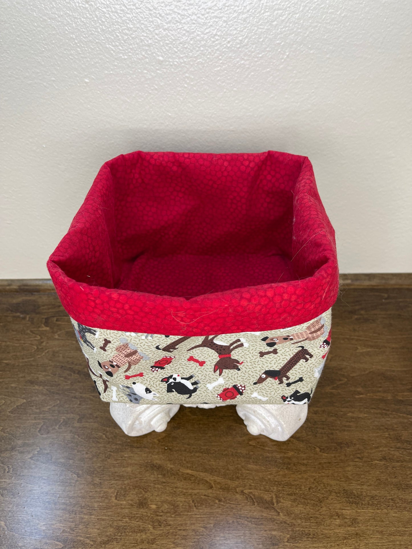 Square Basket - Dogs on Tan