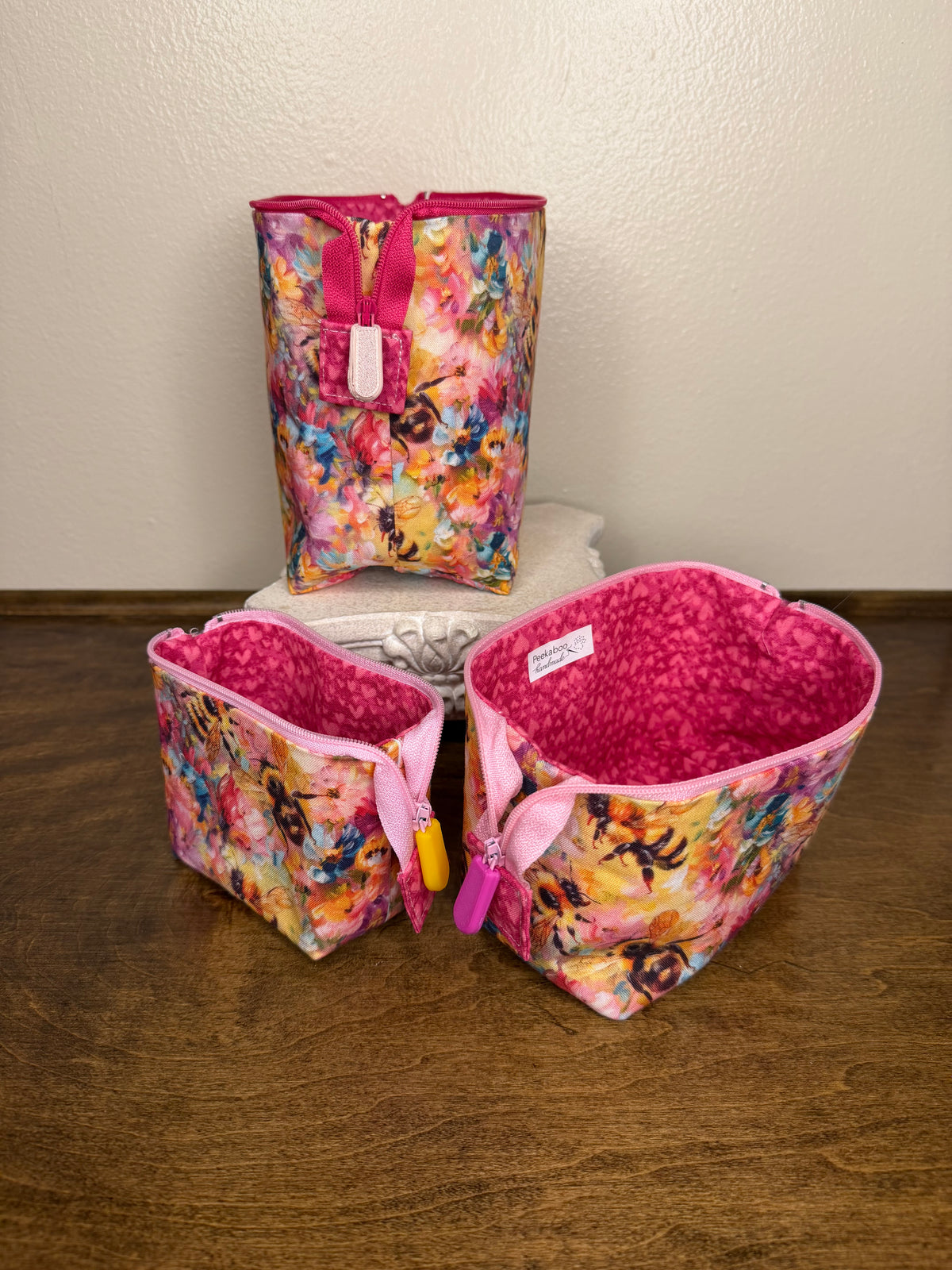 Zipper Bucket Bag - Colorful Bees