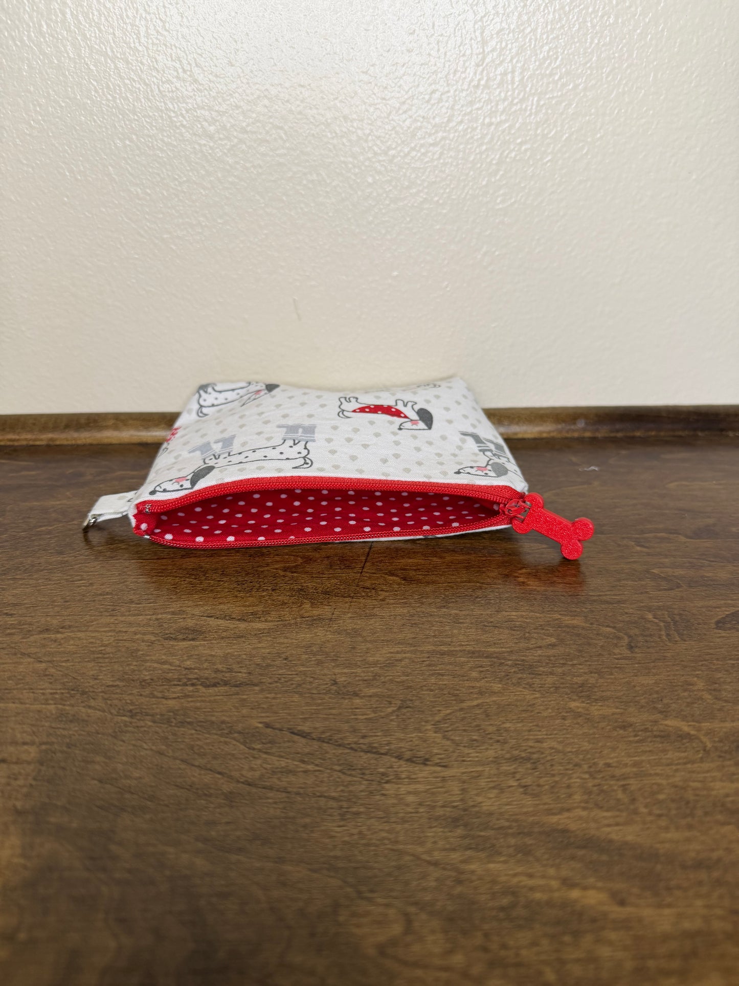 Flat Zipper Bag - Rainy Dachshunds