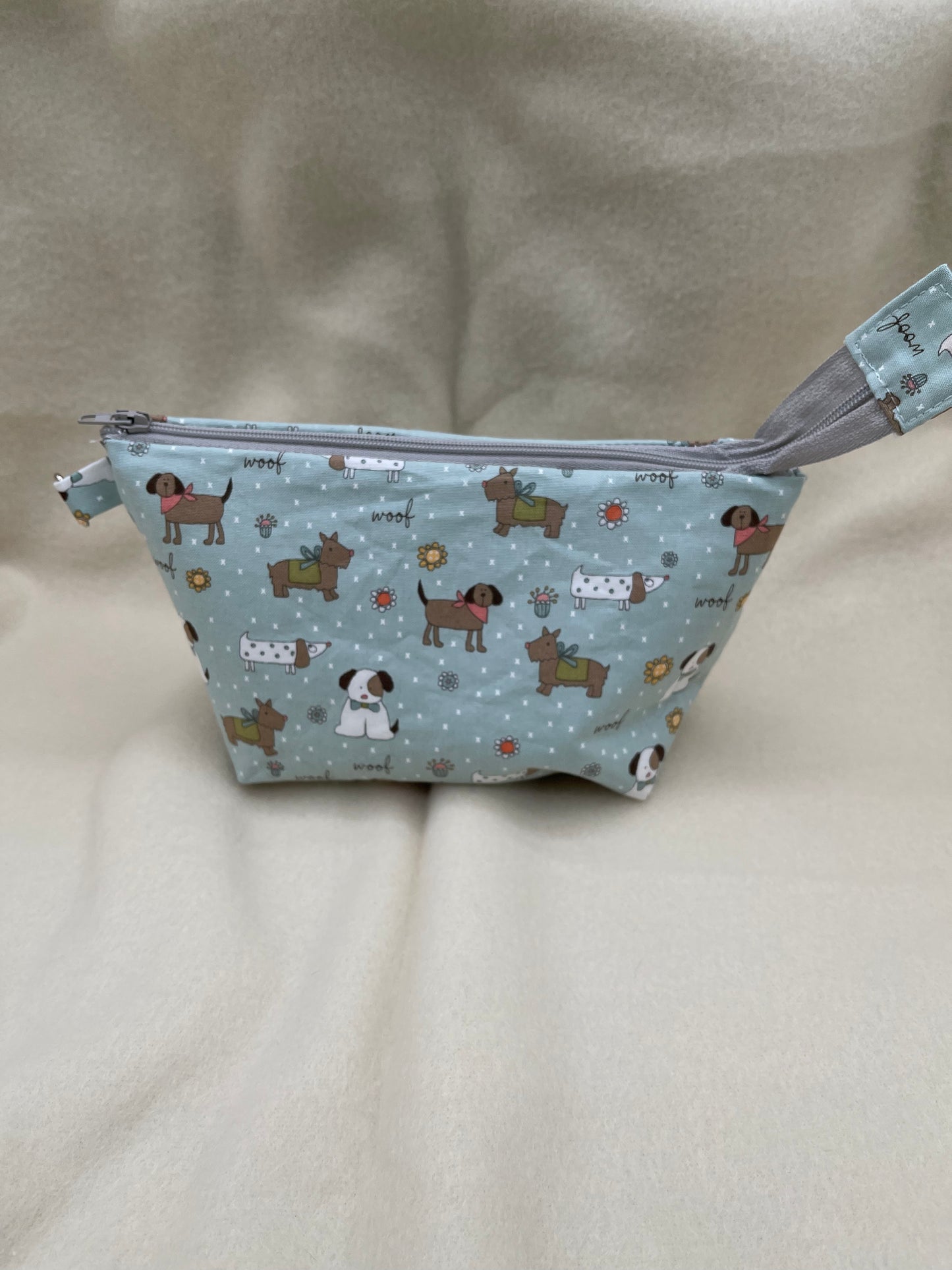 Zipper Bucket Bag - Tiny Dogs Blue/Green
