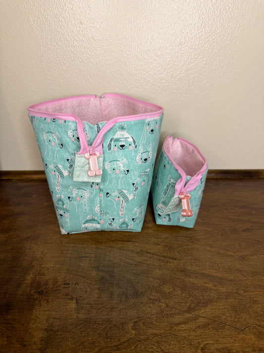 Zipper Bucket Bag - Dog Sketches on Teal