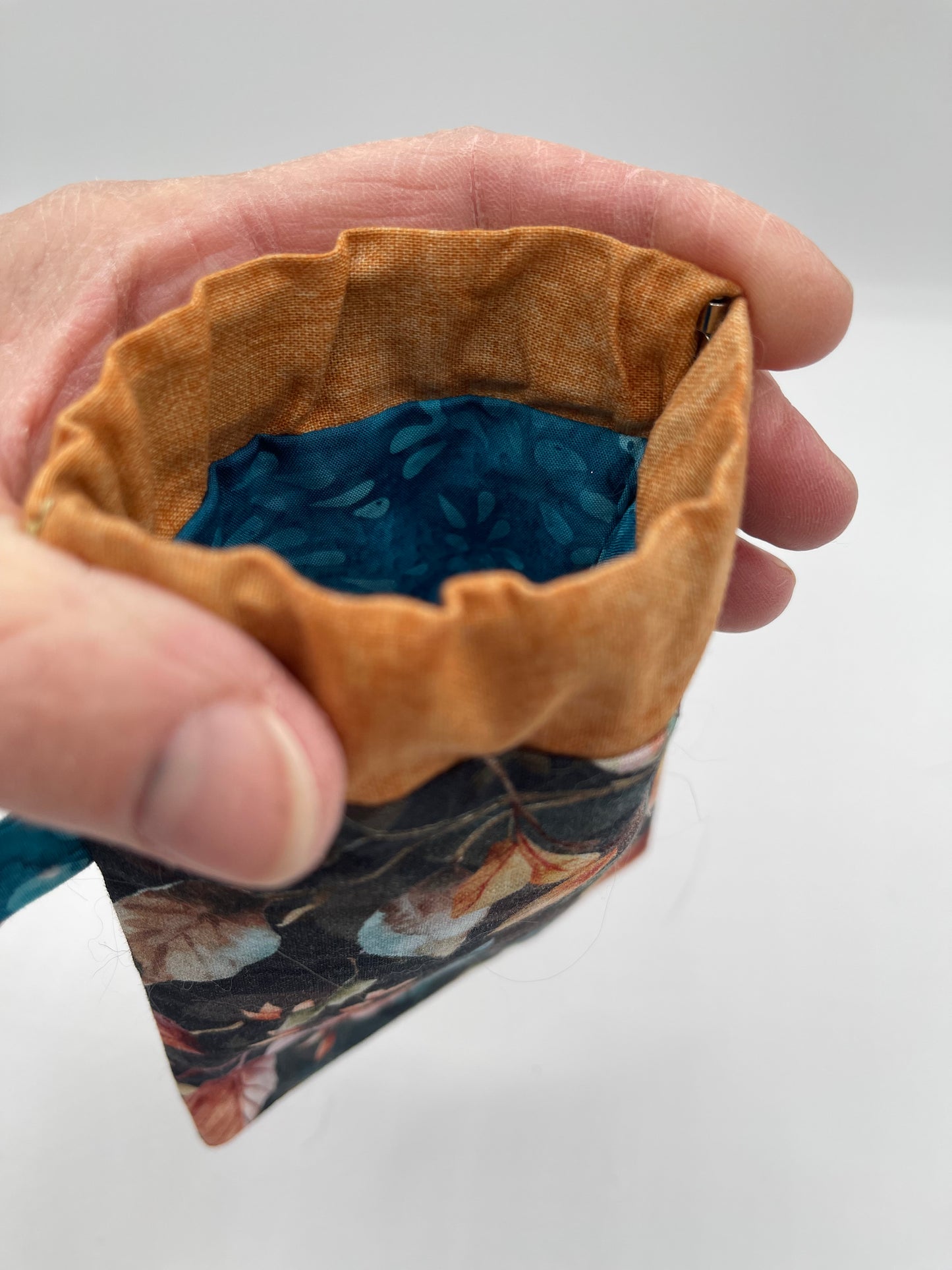 Snappy Bag - Blue and Rust Leaves