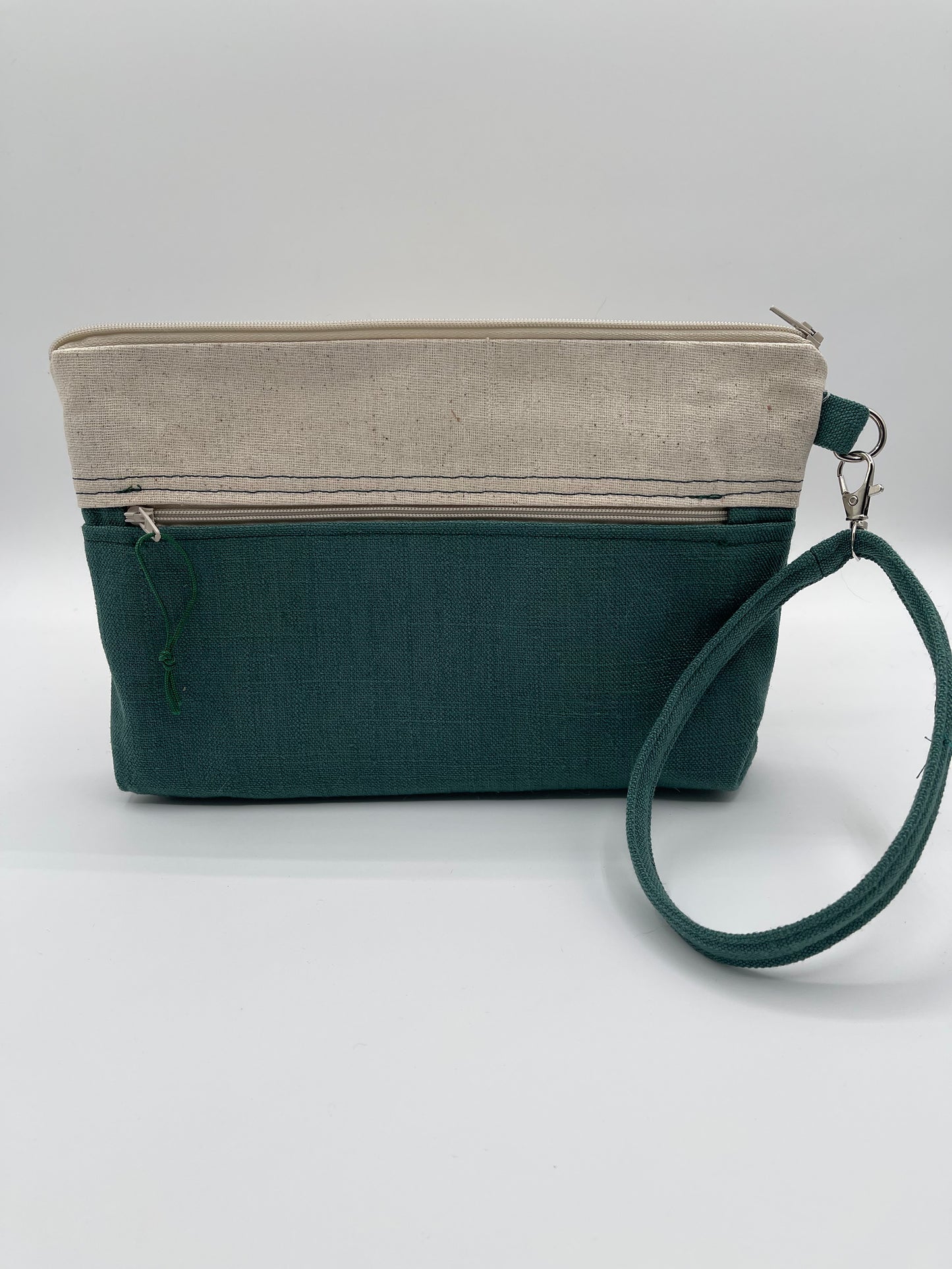 Clutchie - Green Linen