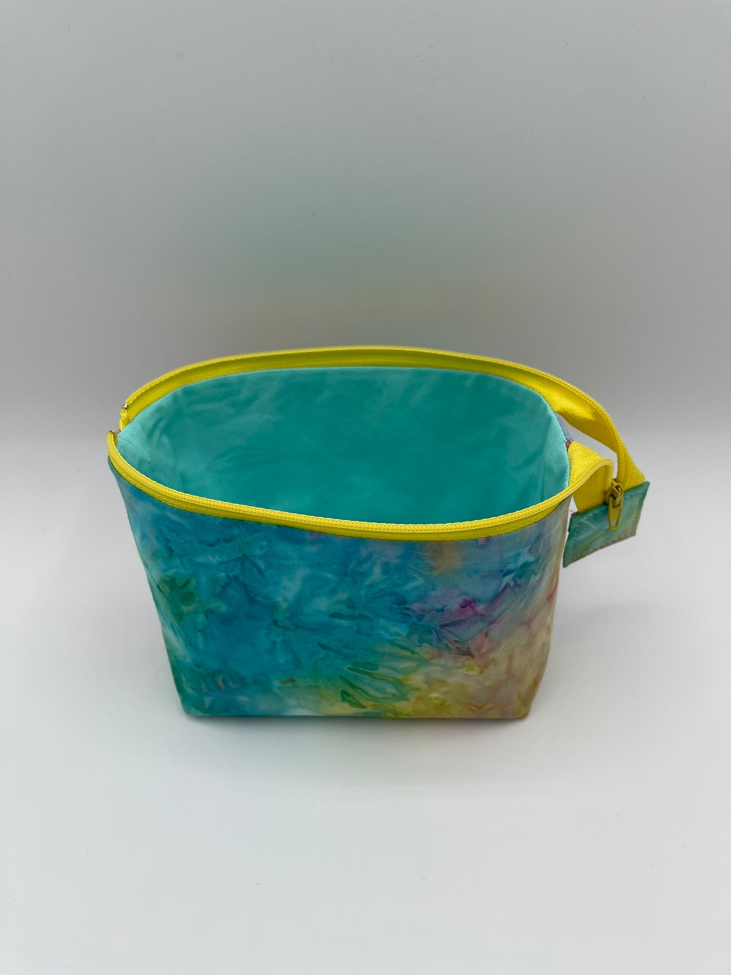 Zipper Bucket Bag - Blue and Pink Marble