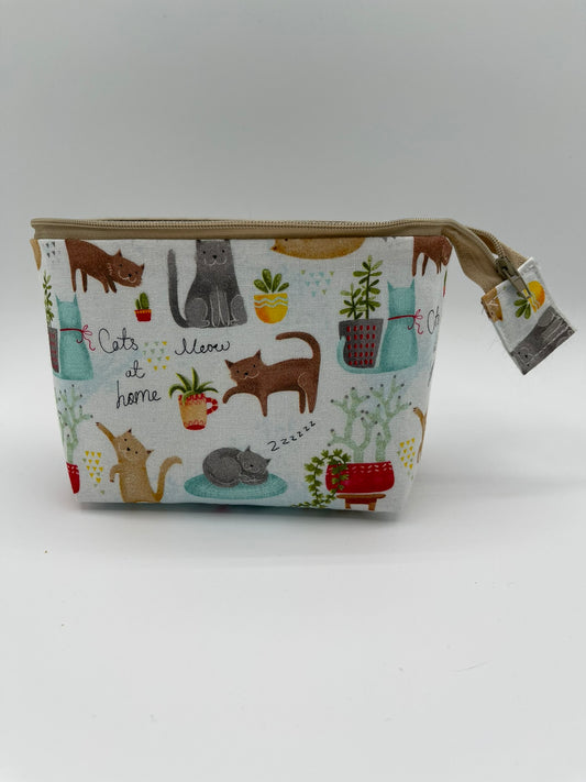 Zipper Bucket Bag - Cats and Plants